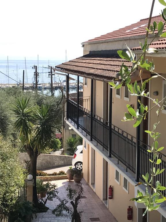 Sofia * Benitses (Corfu)